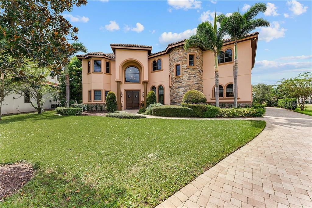 Property Photo:  5712 Crescent Heights Ridge  FL 32819 