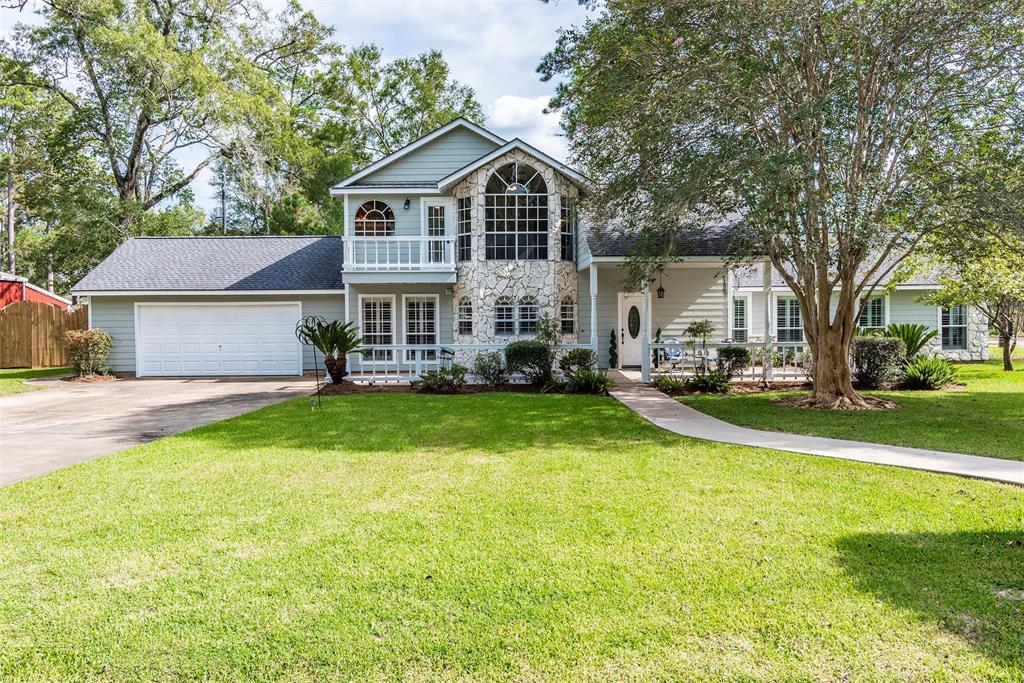 Property Photo: 141 Mohawk TX 77511