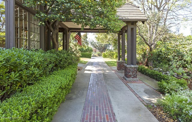 Property Photo: 884 S Arroyo Boulevard CA 91105