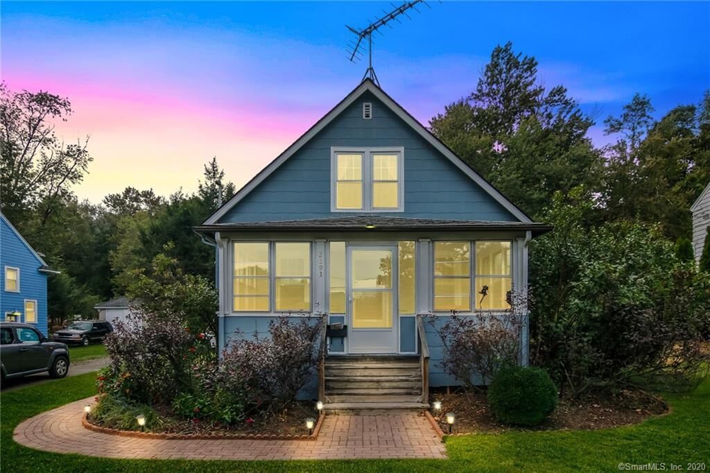 Property Photo:  2593 Main Street  CT 06067 