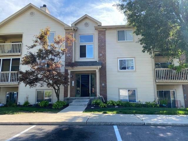 1059 Timber Creek Dr Unit 8  Carmel IN 46032 photo