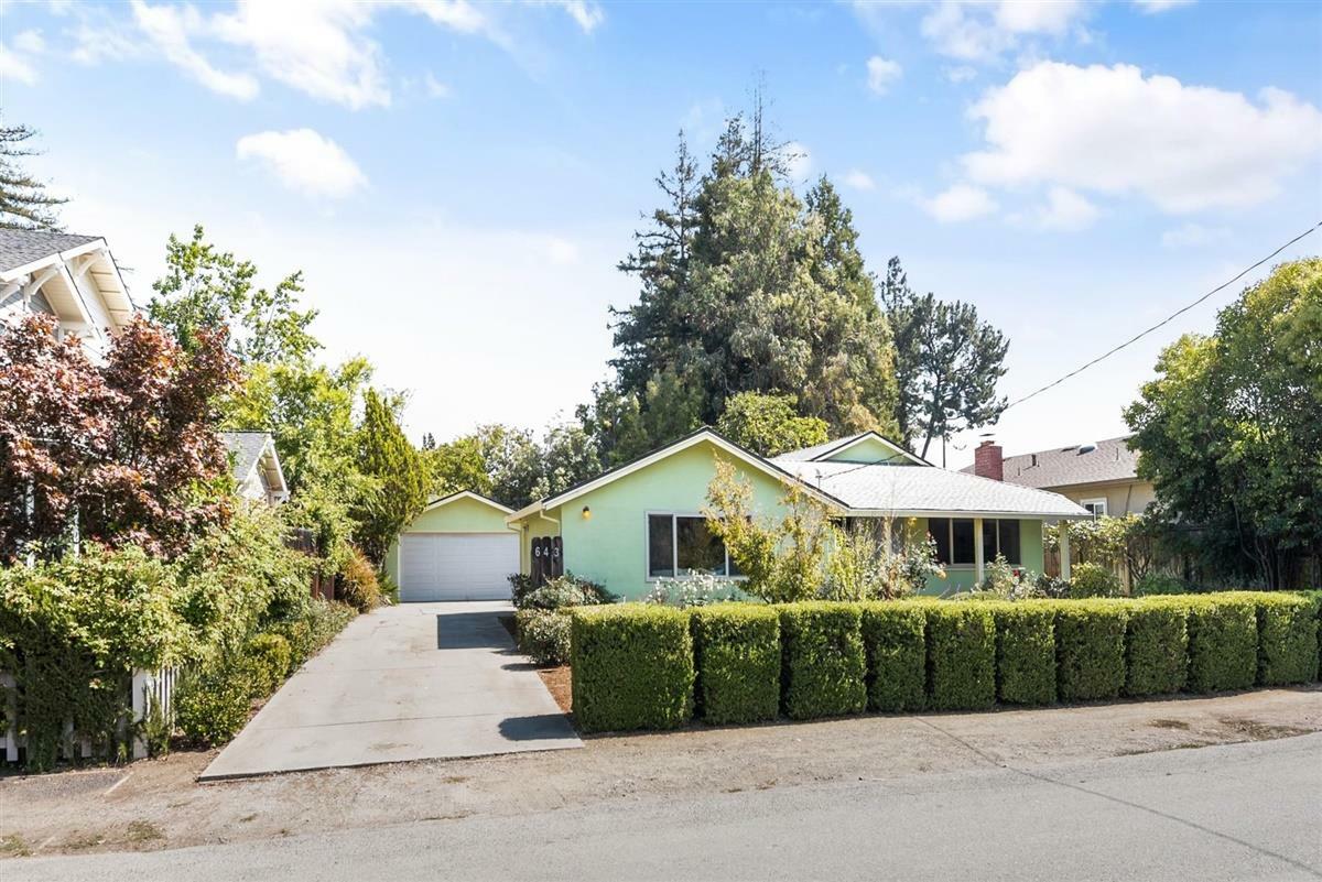Property Photo:  643 Maybell Avenue  CA 94306 