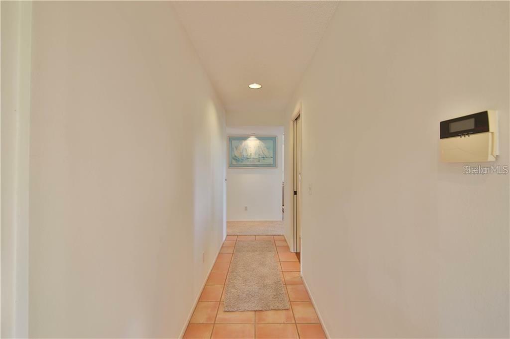 Property Photo:  3440 Gulf Of Mexico Drive 8  FL 34228 