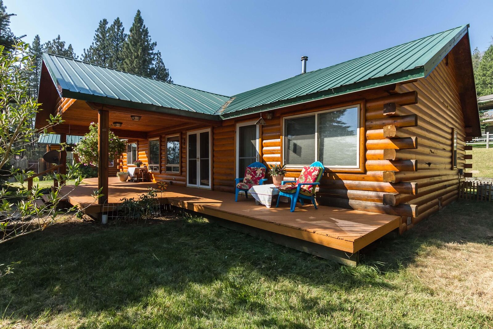 Property Photo: 19 Ponderosa Park Dr WA 99141