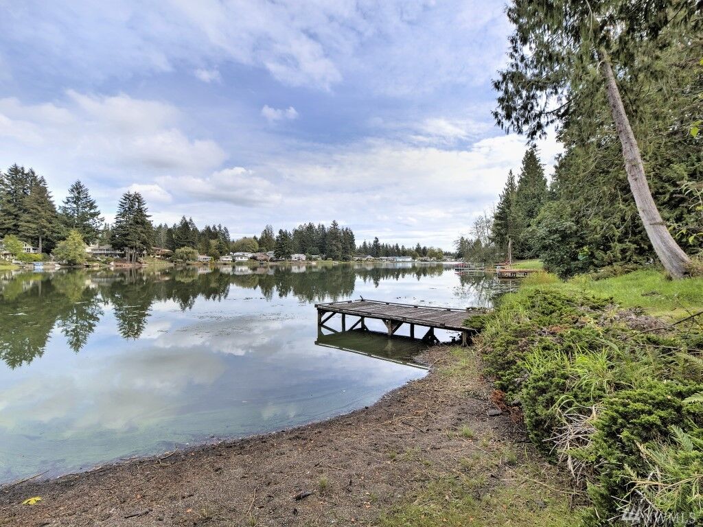 Property Photo:  1530 SE Crescent Drive  WA 98584