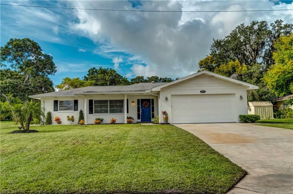 Property Photo:  1417 Terrace Drive  FL 34285 