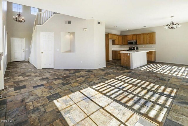 Property Photo:  2797 Ophelia Court  CA 93063 