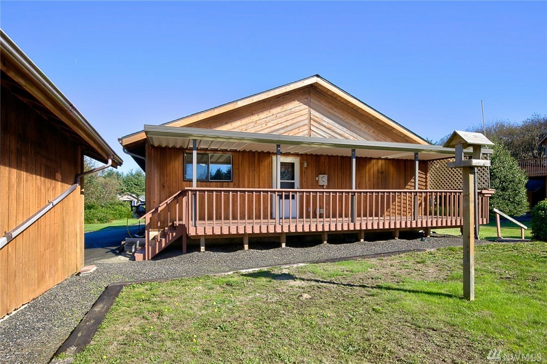 Property Photo:  12 Lokit St  WA 98550 