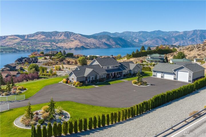 318 Highpoint Place  Chelan WA 98816 photo