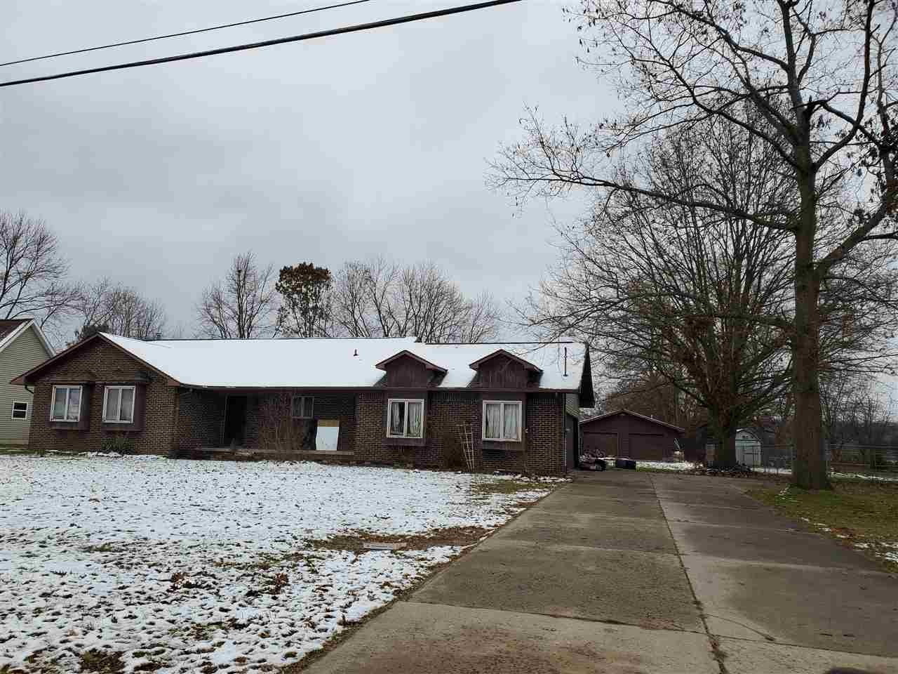 Property Photo:  13136 N Linden Rd  MI 48420 