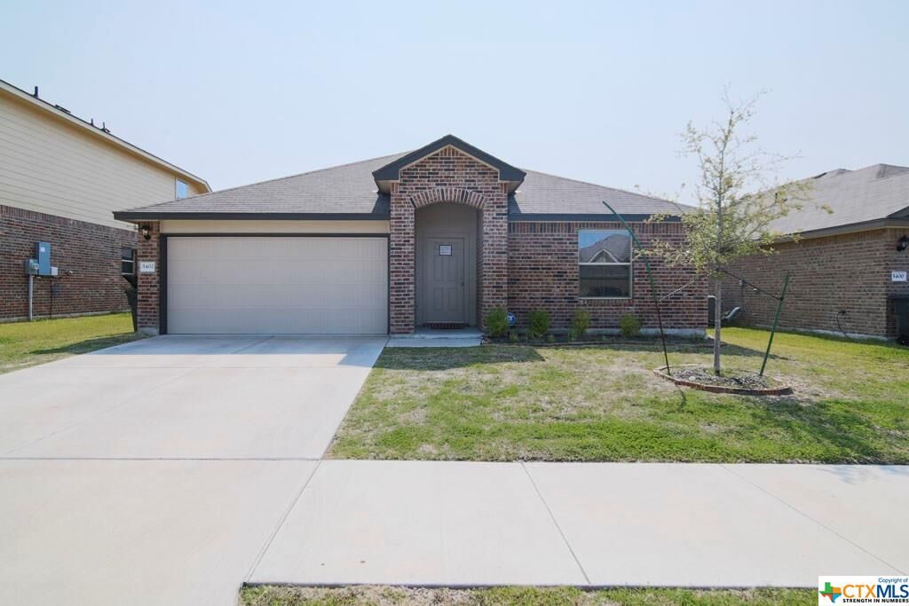 Property Photo: 5402 Laustin Lane TX 76543