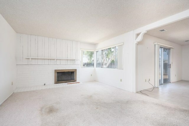 Property Photo:  752 Mahogany Dr  CA 92019 