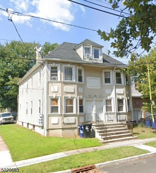 Property Photo:  952 W 3rd St  NJ 07063 