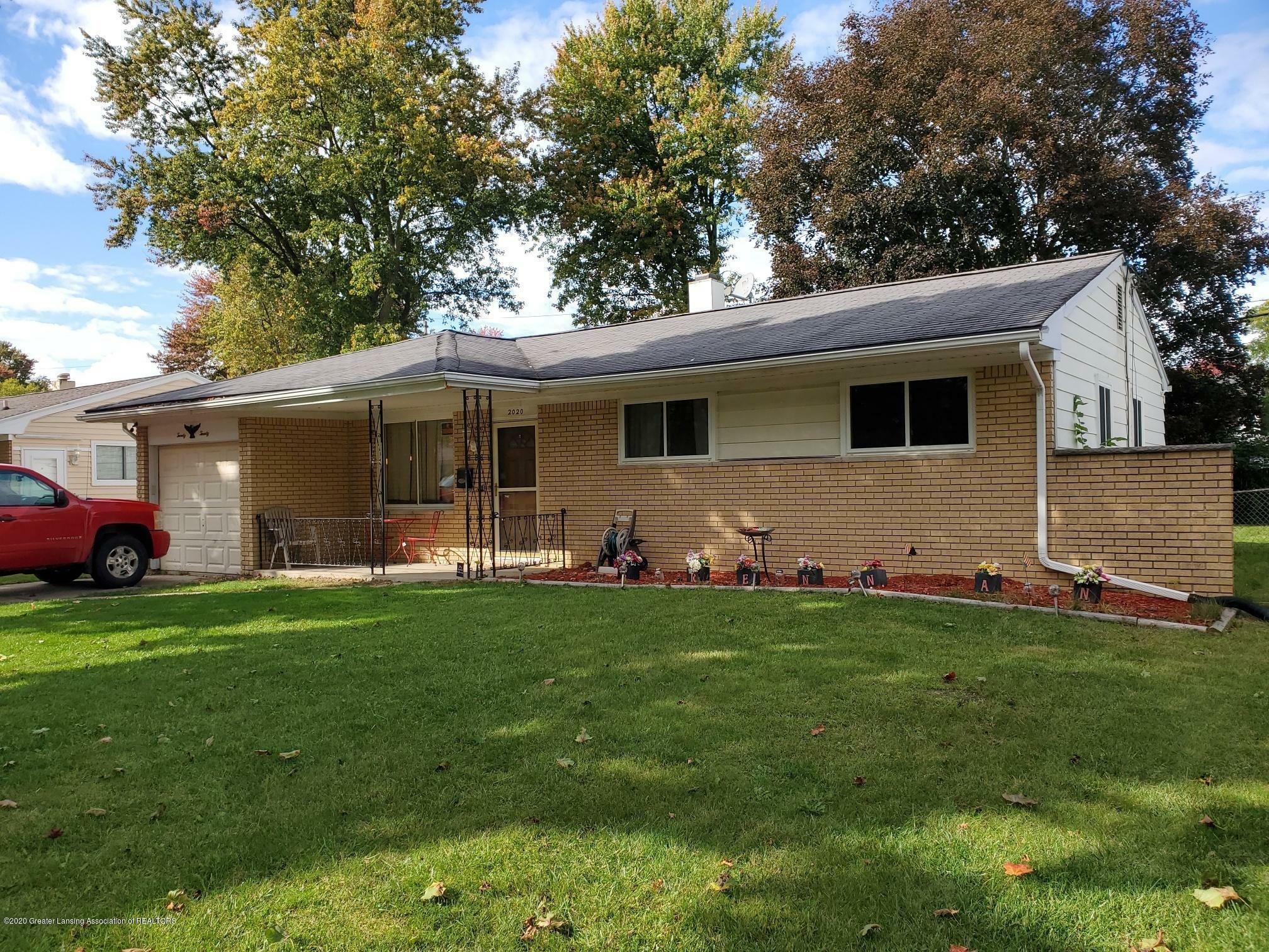 Property Photo:  2020 Peggy Place  MI 48910 