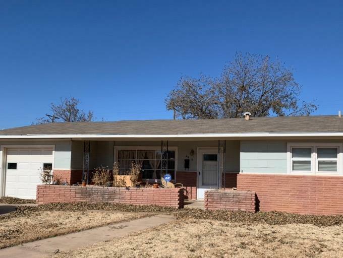 Property Photo:  2410 38th Street  TX 79412 