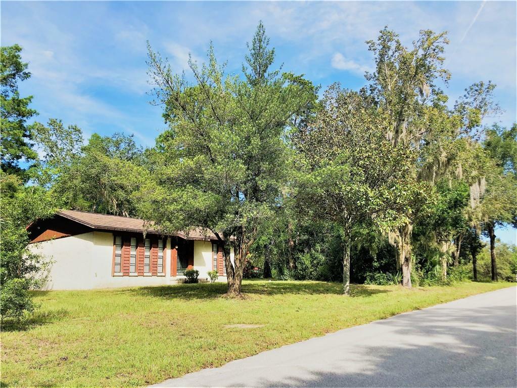 Property Photo:  8522 SW 202nd Ave Avenue  FL 34431 