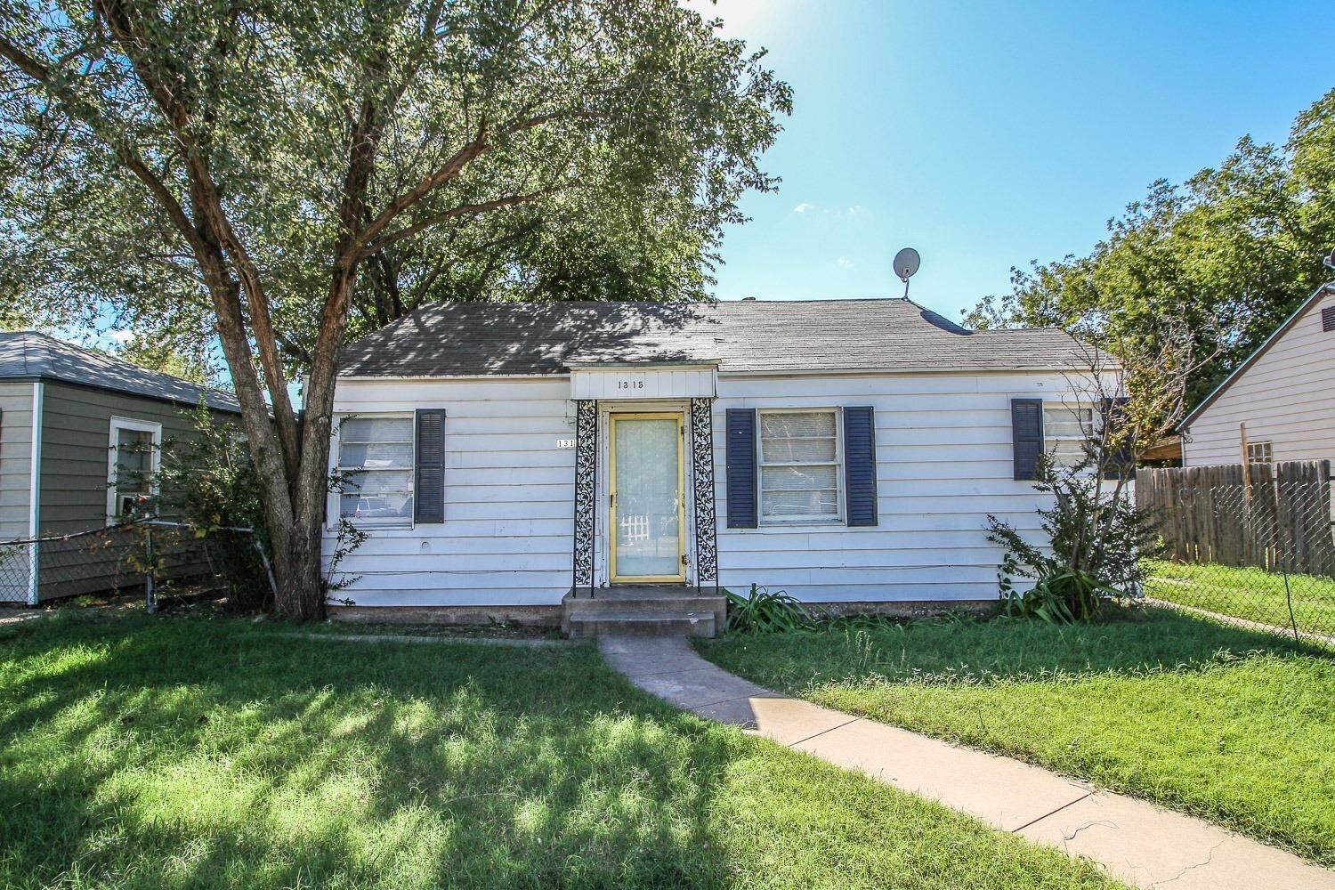 Property Photo:  1315 27th Street  TX 79411 