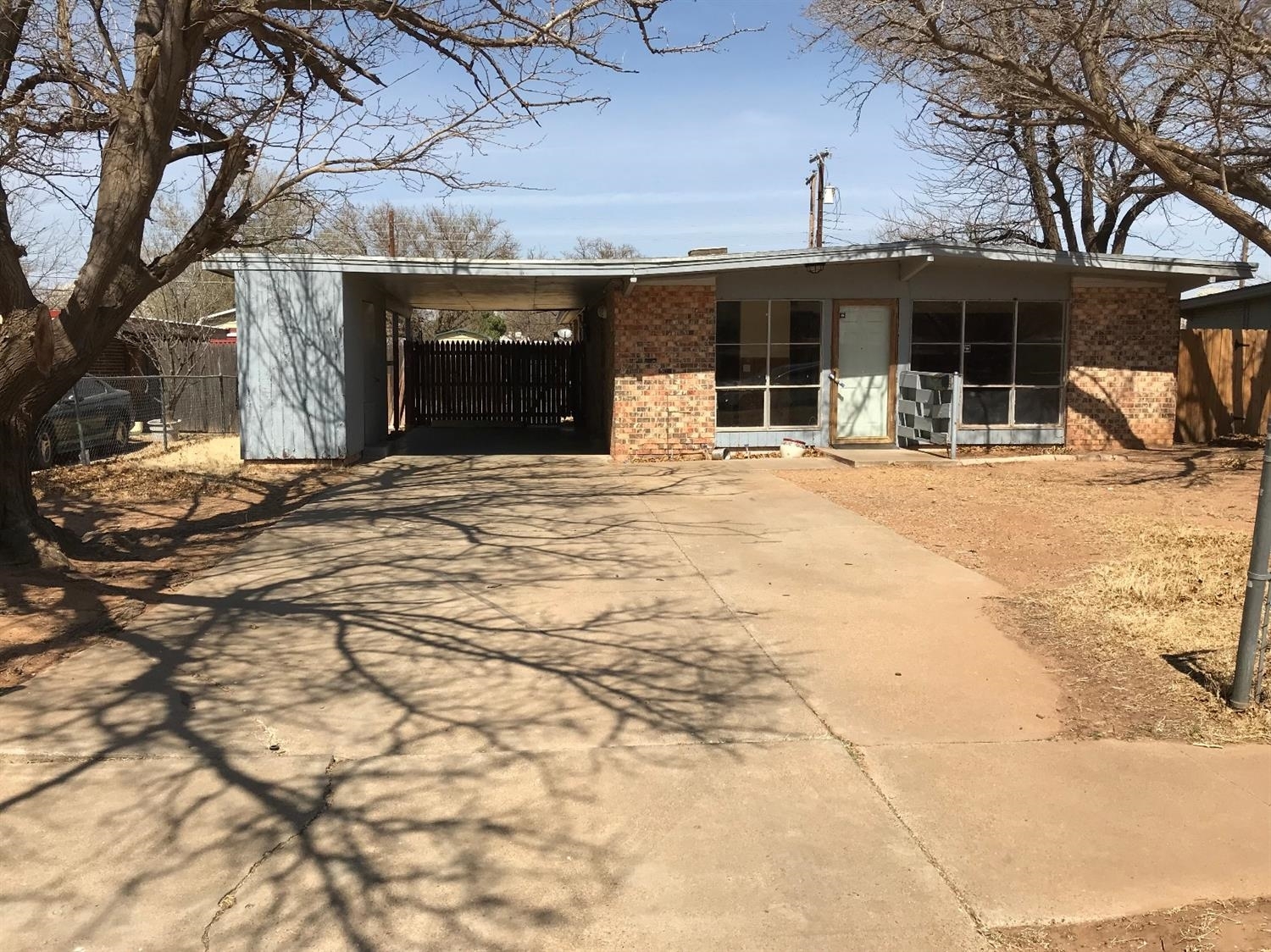 Property Photo:  2822 66th Street  TX 79413 