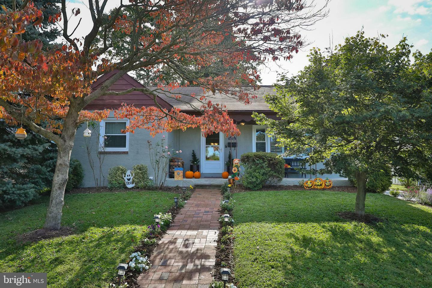 Property Photo: 615 Penn Avenue PA 19038