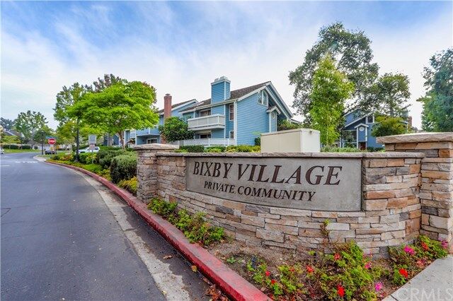 Property Photo:  571 John K Drive 102  CA 90803 