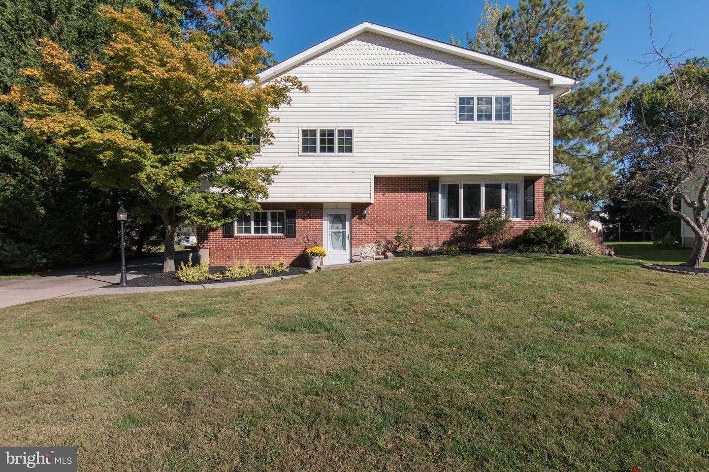 Property Photo:  7 Allandale Road  PA 19462 