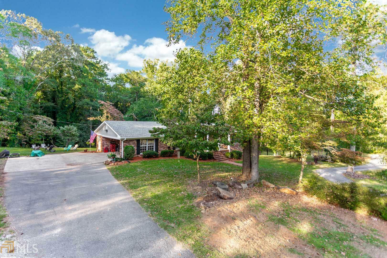 Property Photo:  2604 Spratlin Mill Rd  GA 30646 