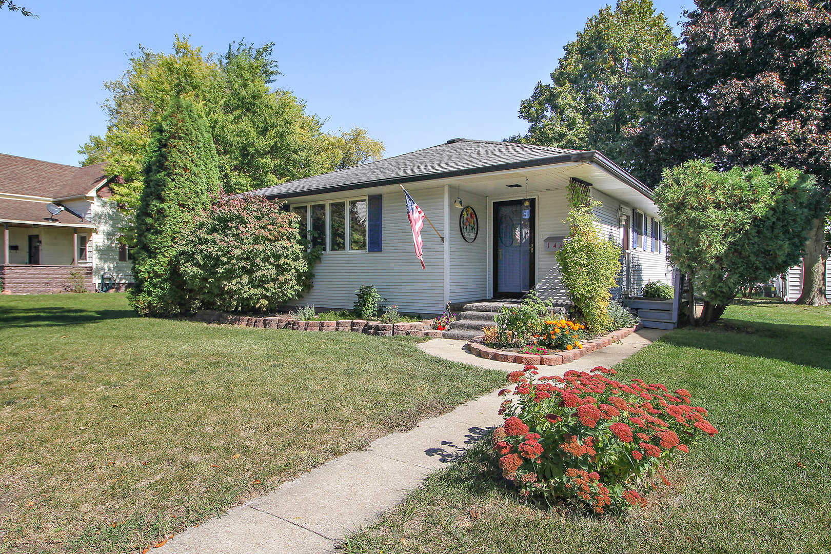 Property Photo:  146 North Euclid Avenue  IL 60915 