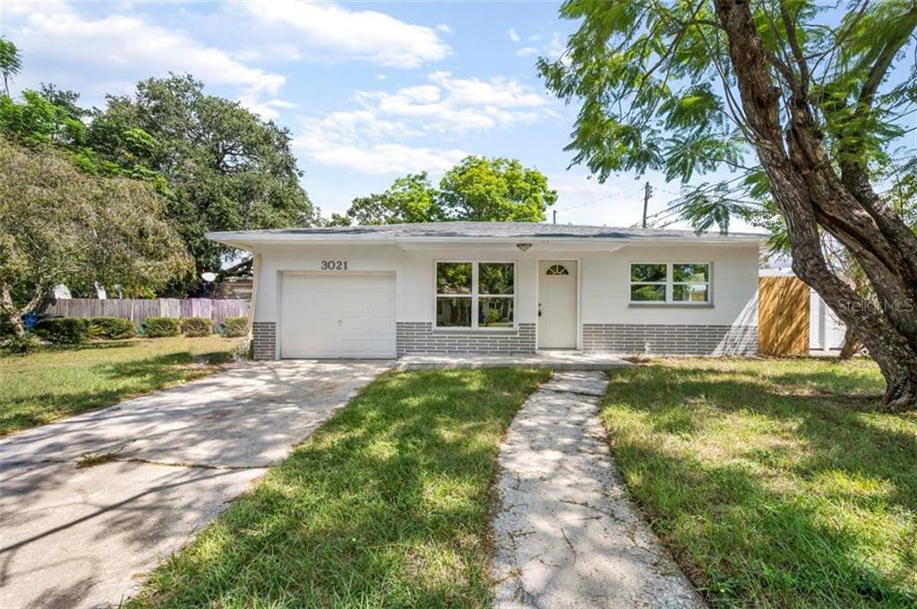 Property Photo:  3021 Melton Street N  FL 33704 