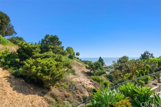 Property Photo:  30770 Ganado Drive  CA 90275 