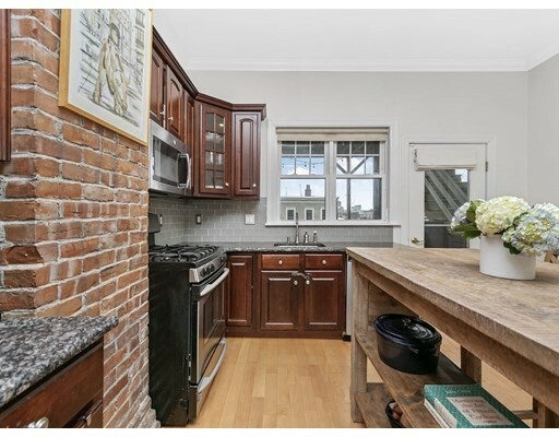 Property Photo:  272 Bunker Hill St 1  MA 02129 