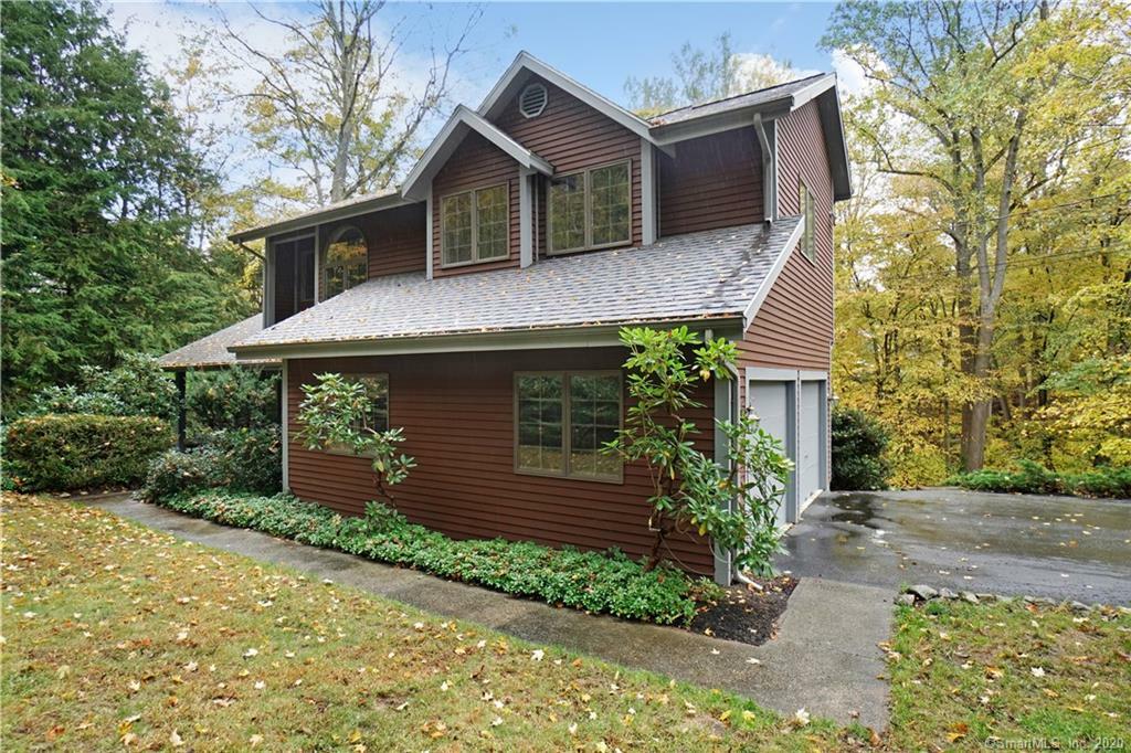 Property Photo:  701 Burton Road  CT 06403 