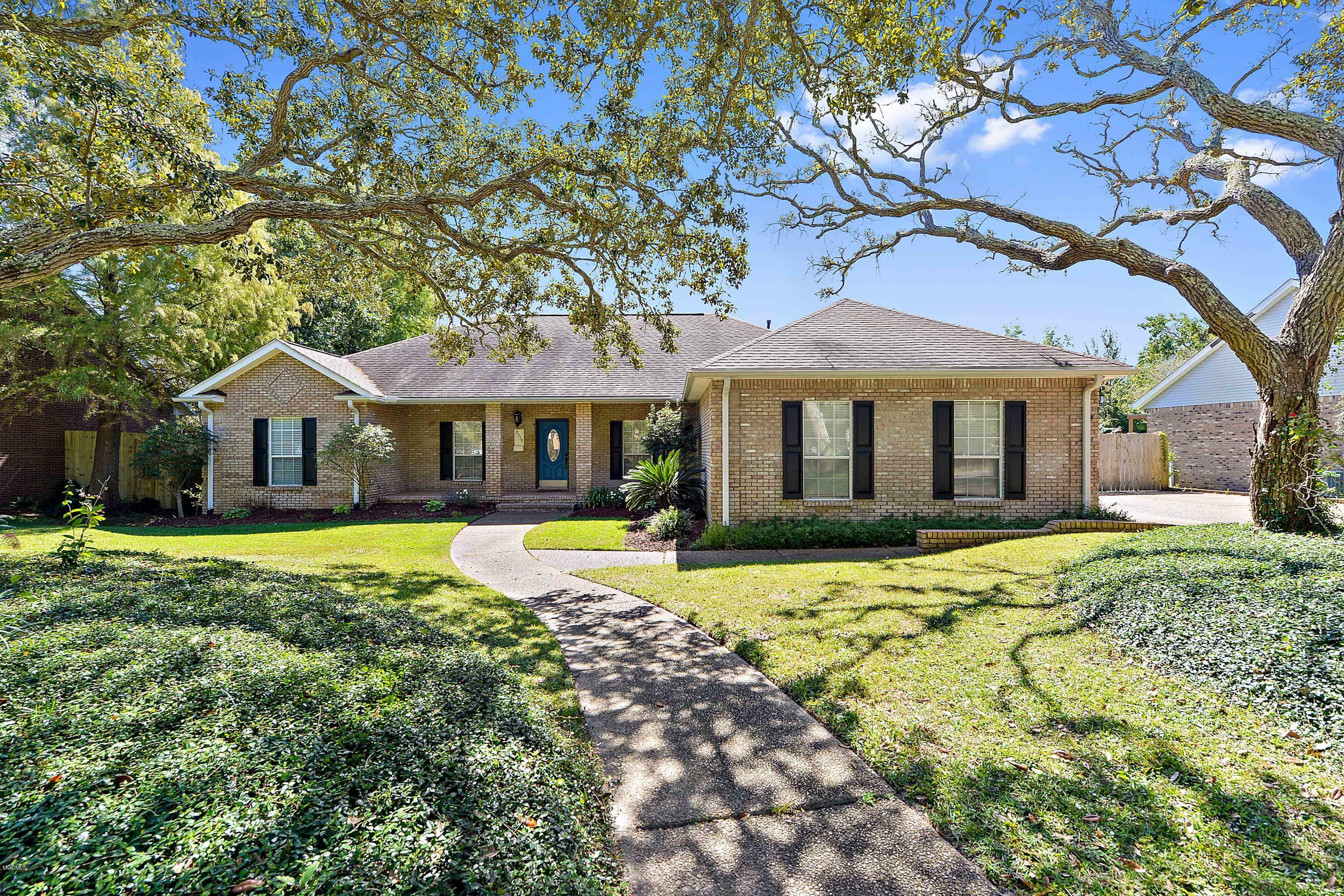 Property Photo:  2559 Spring Ridge Drive  MS 39531 