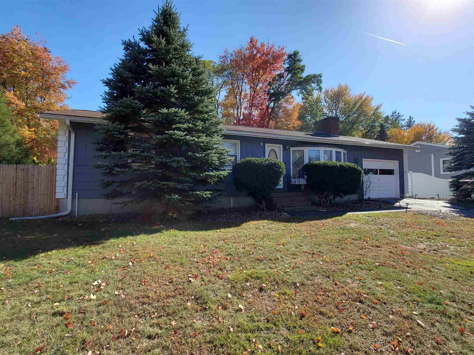 Property Photo: 15 Morgan Drive NH 03106