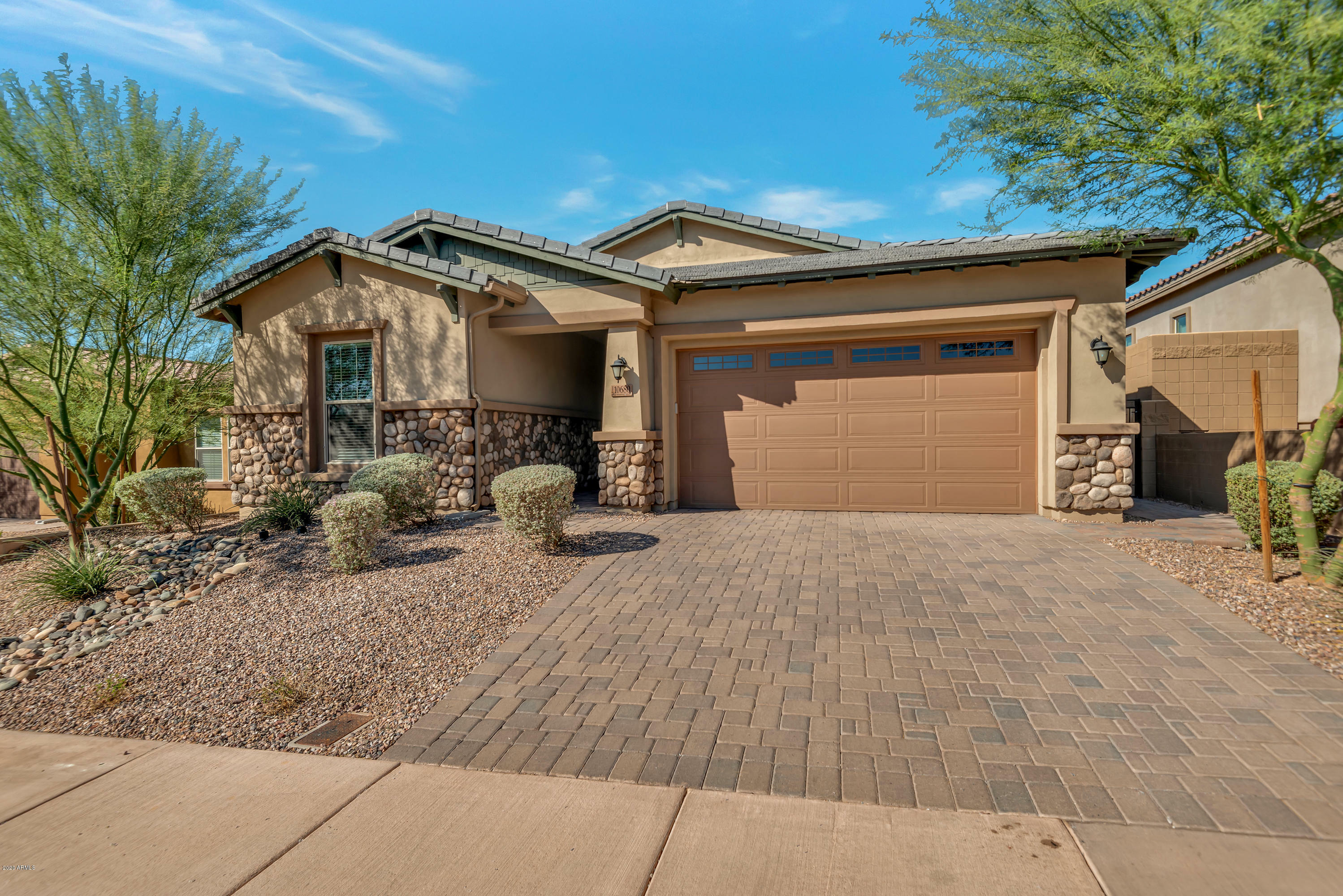 Property Photo: 10680 N 124th Place AZ 85259