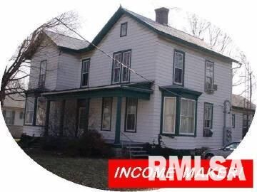 Property Photo: 203 E South St Street IL 62832