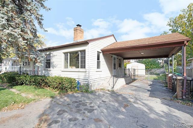 Property Photo:  14449 Syracuse Street  MI 48180 