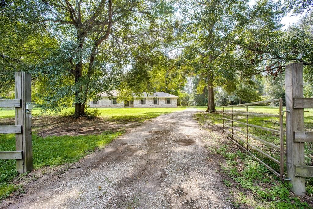 Property Photo:  22610 Cardinal Drive  TX 77447 