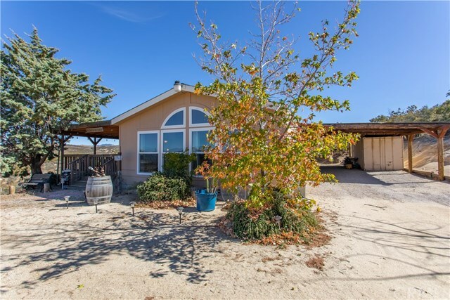 Property Photo:  52950 Paui Road  CA 92536 