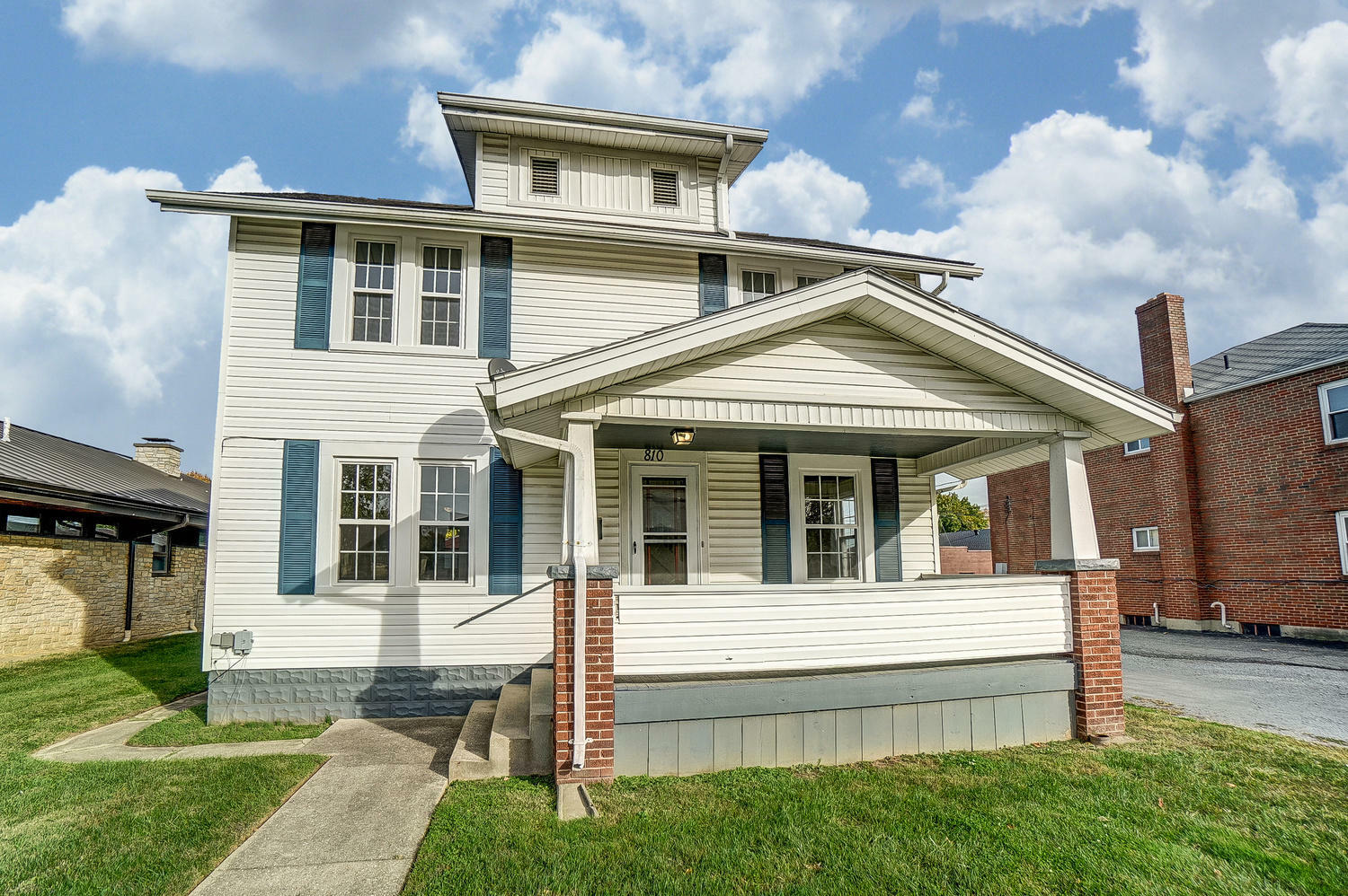 1810 N Limestone Street  Springfield OH 45503 photo