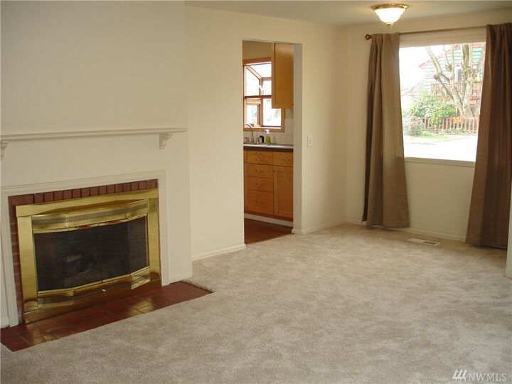 Property Photo:  9508 Wallingford Ave N  WA 98103 