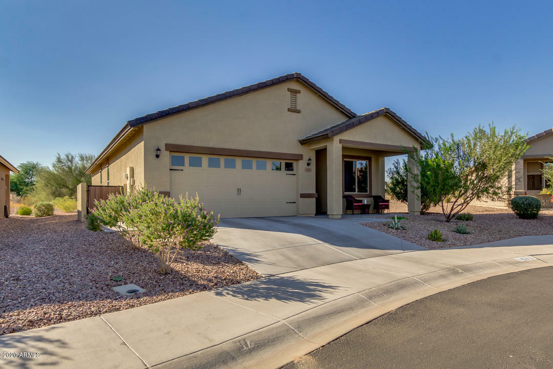 Property Photo:  426 S 224th Drive  AZ 85326 