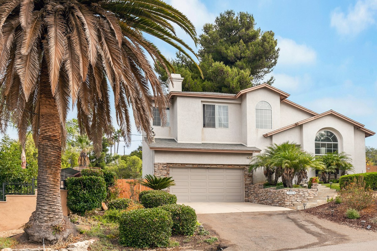 Property Photo:  10028 Sierra Madre Rd.  CA 91977 