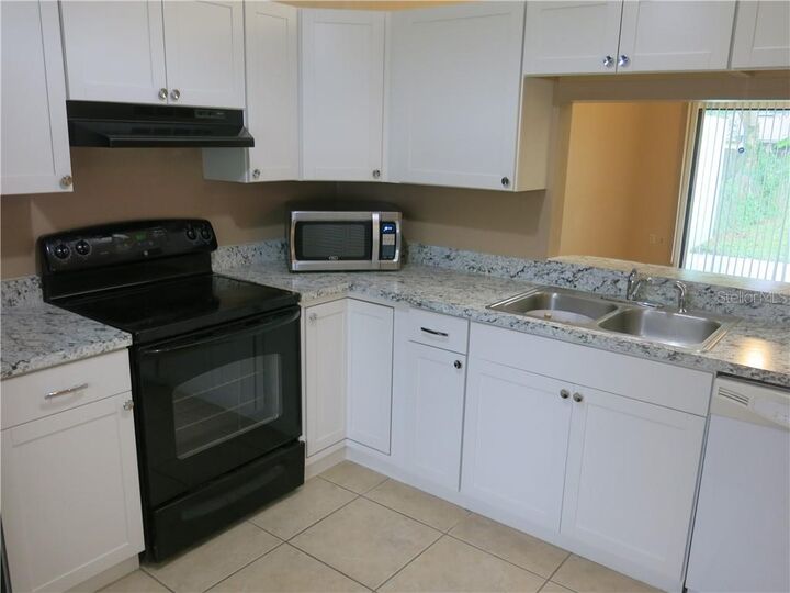 Property Photo:  7624 Timber River Circle  FL 32807 