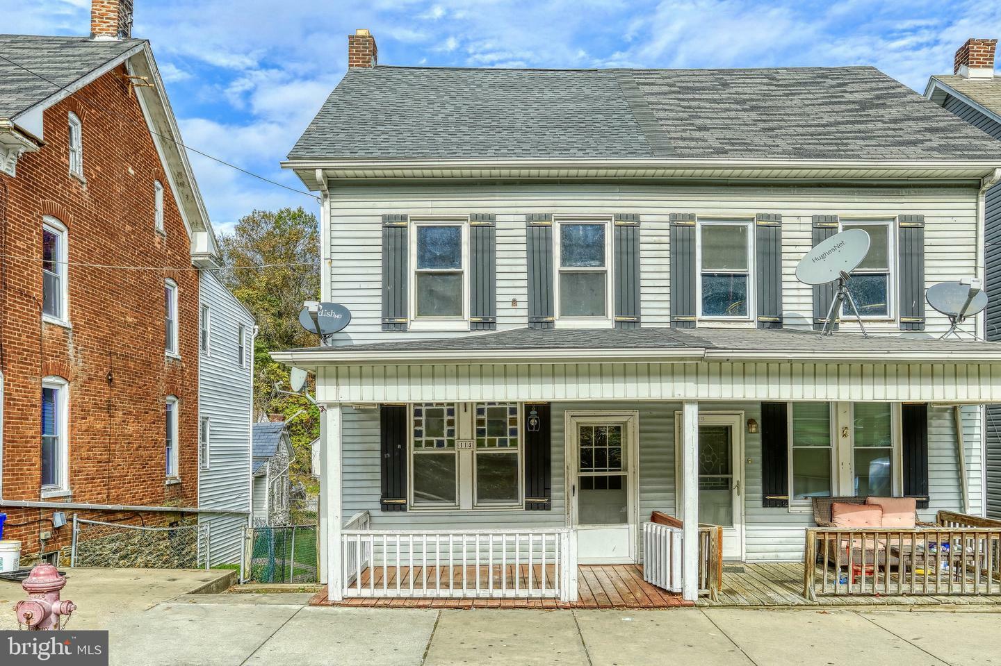 Property Photo:  114 W Main Street  PA 17366 