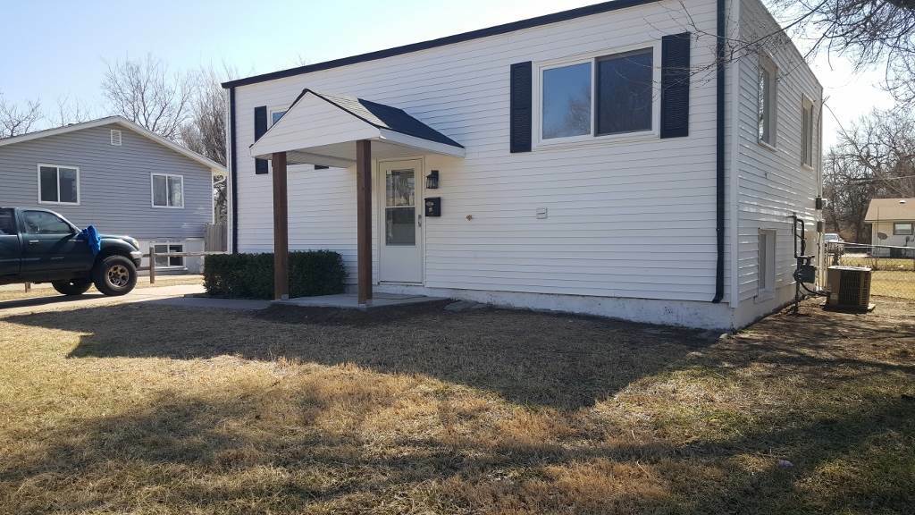 Property Photo:  1307 W Patterson Ave  KS 67217 