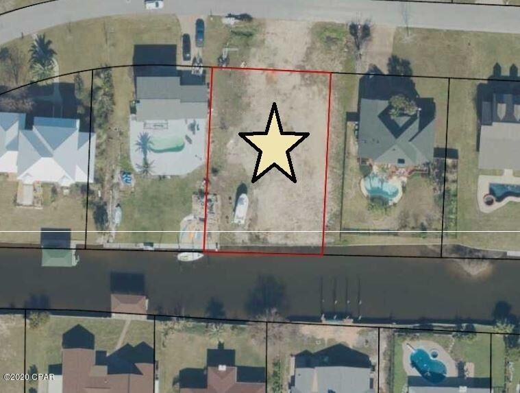 Property Photo:  2107 Coral Drive  FL 32444 