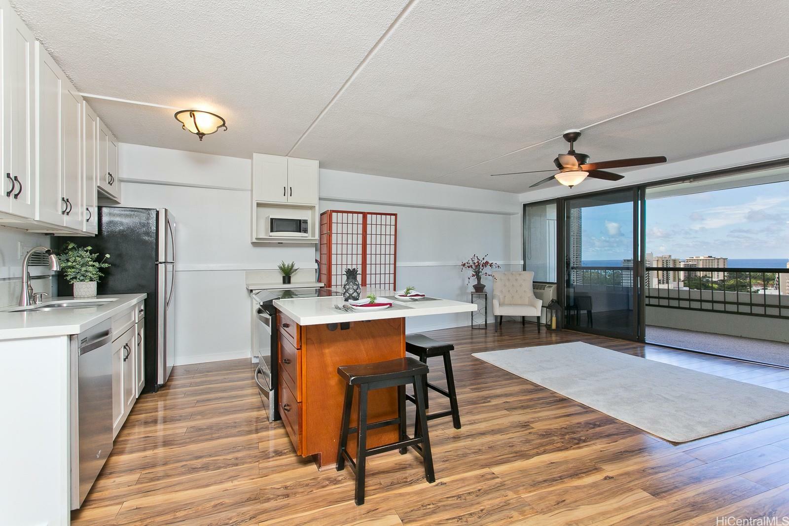 Property Photo:  2333 Kapiolani Boulevard 1911  HI 96826 