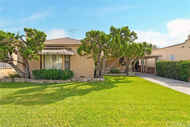 Property Photo: 8466 San Luis Avenue CA 90280