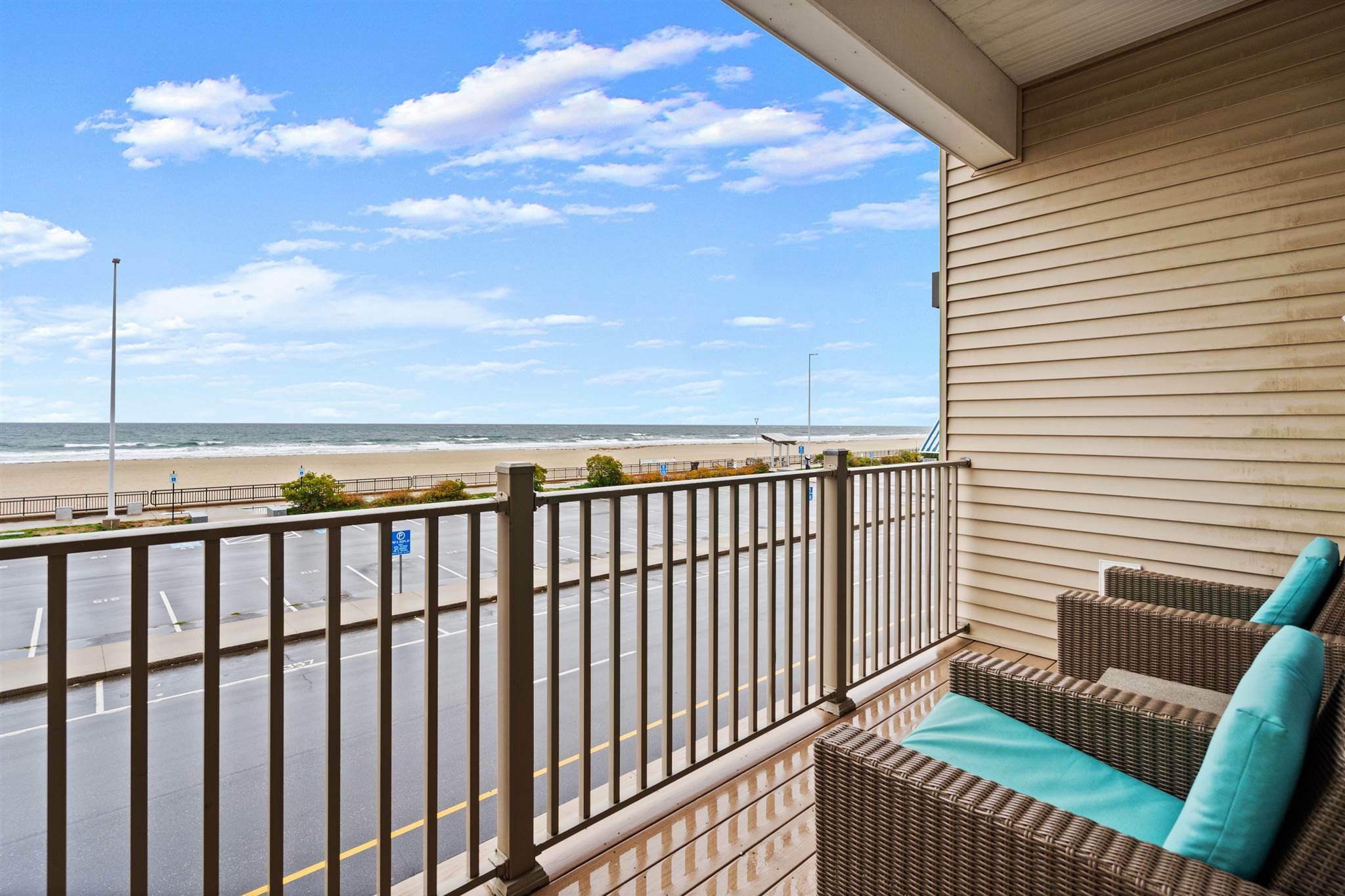 Property Photo:  83 Ocean Boulevard 208  NH 03842 