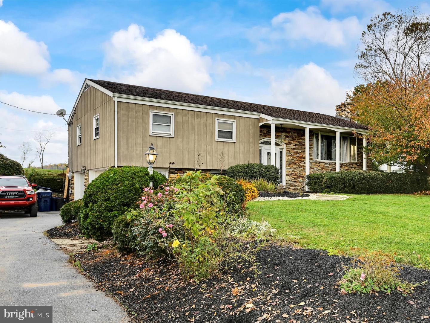 Property Photo: 1220 Steinmetz Road PA 17517